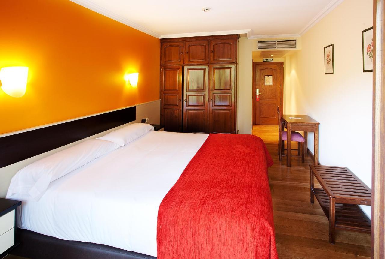 Hotel Venta De Etxalar Luaran gambar