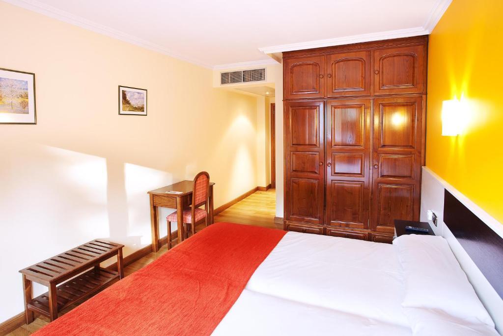 Hotel Venta De Etxalar Luaran gambar