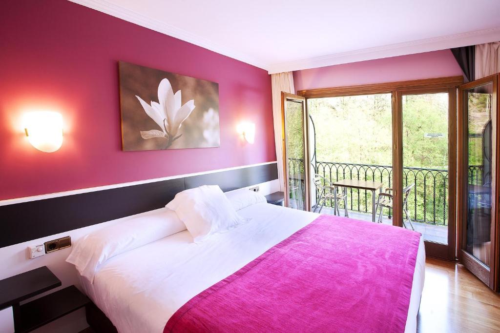 Hotel Venta De Etxalar Luaran gambar
