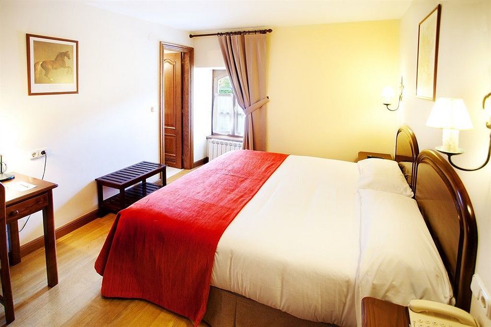 Hotel Venta De Etxalar Luaran gambar